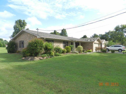 4213 Cranbrook Dr, Powell, TN 37849