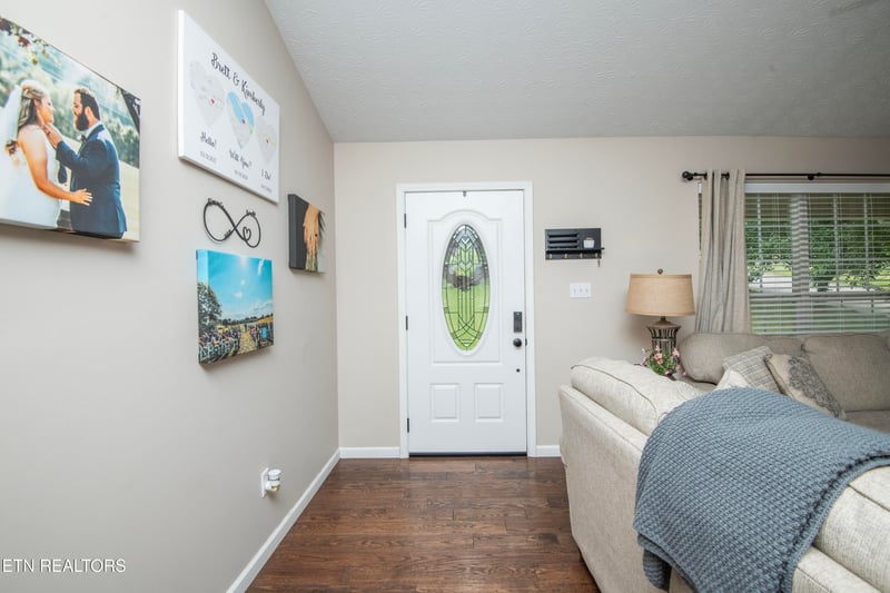 4215 Wildwood Rd, Maryville, TN 37804