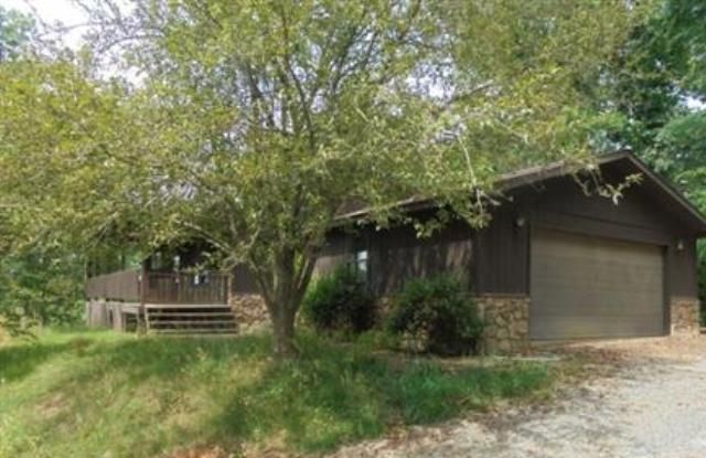 422 Bob Hollow Rd, Sevierville, TN 37876