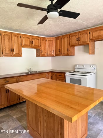 422 County Road 728 #5 acres, Riceville, TN 37370