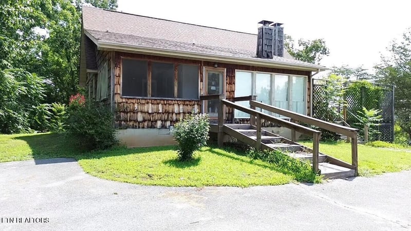 422 Crosby Dr, Bean Station, TN 37708