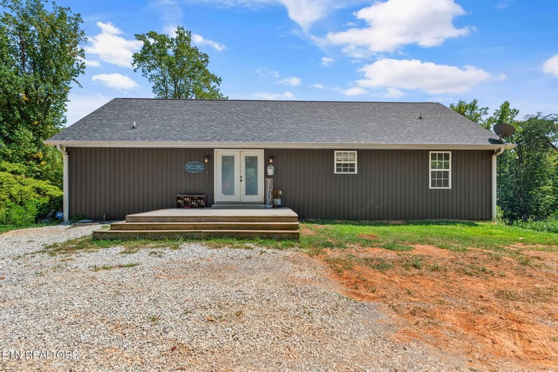 422 Easterly Cir, Rocky Top, TN 37769