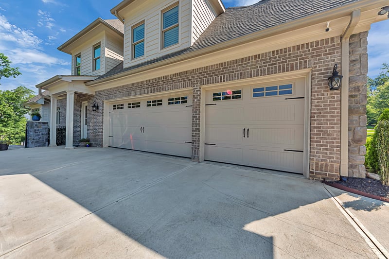 422 Stone Villa Ln, Knoxville, TN 37934