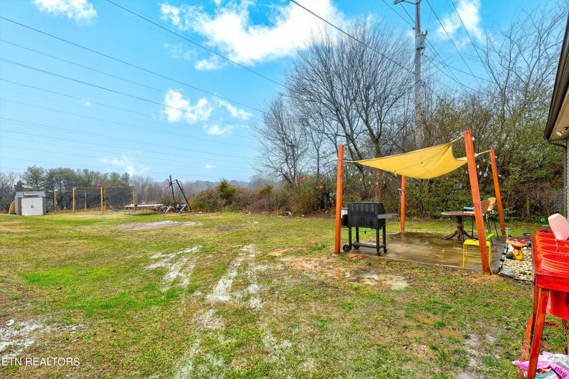 422 Whitecrest Dr, Maryville, TN 37801