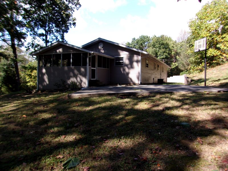 4223 Rambling Rd, Morristown, TN 37814