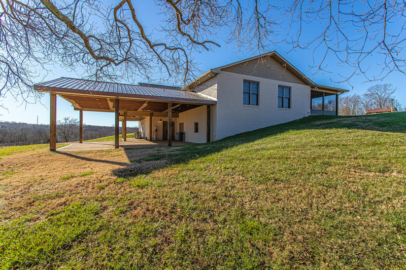 4224 Davis Ln, Lenoir City, TN 37771