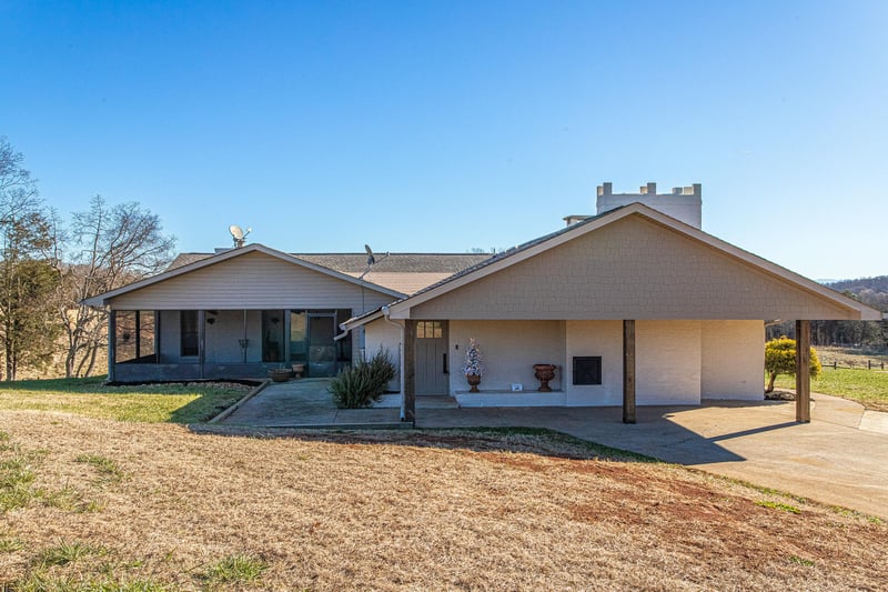 4224 Davis Ln, Lenoir City, TN 37771