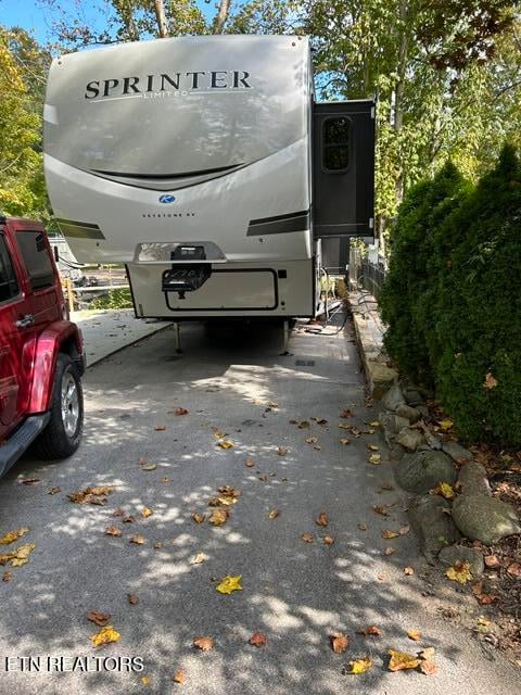 4224 E Parkway Pkwy #273, Gatlinburg, TN 37738