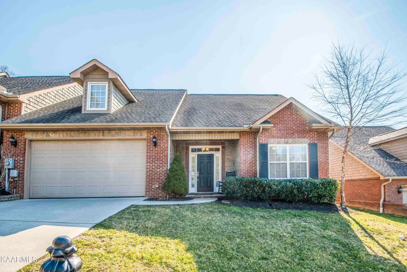 4226 Rare Earth Dr, Knoxville, TN 37938