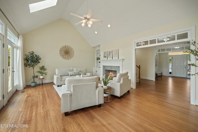 4228 Ridge Water Rd, Louisville, TN 37777