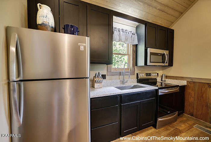 4228 Wears Valley Rd #171, Sevierville, TN 37862