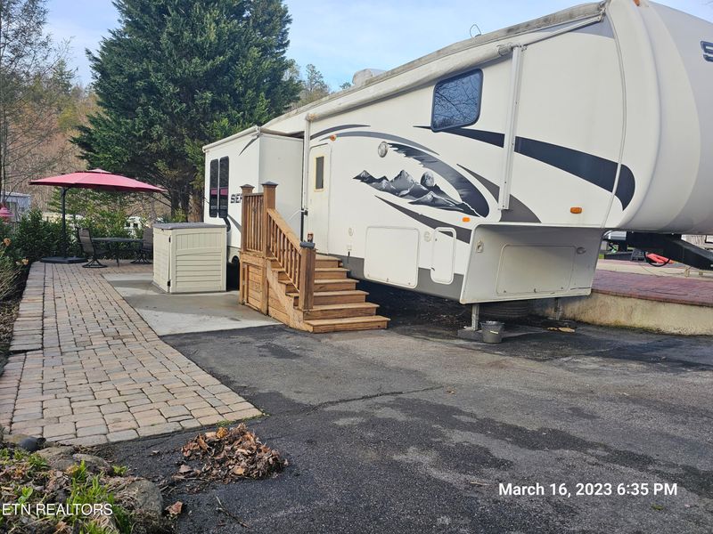 4229 E Parkway #96, Gatlinburg, TN 37738