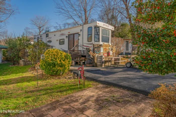 4229 E Parkway, Gatlinburg, TN 37738