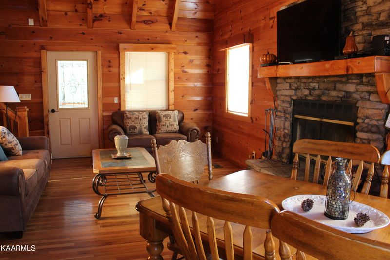 4231 Mountain Rest Way, Sevierville, TN 37876