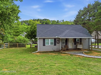 4231 Rocky Branch Rd, Walland, TN 37886