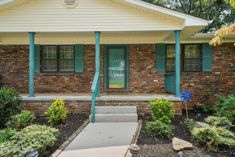 4232 O'hara Dr, Knoxville, TN 37918