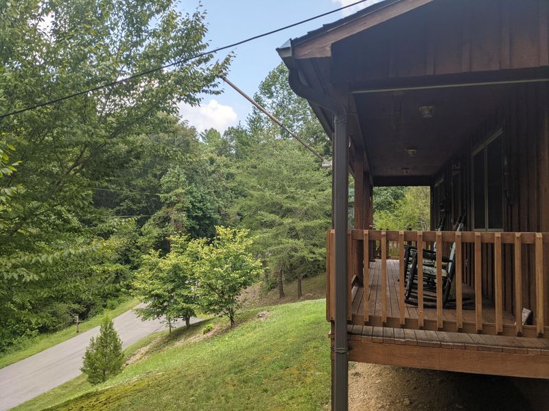 424 Kurts Corner Rd, Townsend, TN 37882