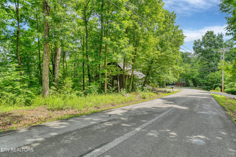 424 Laurel Rd, Townsend, TN 37882