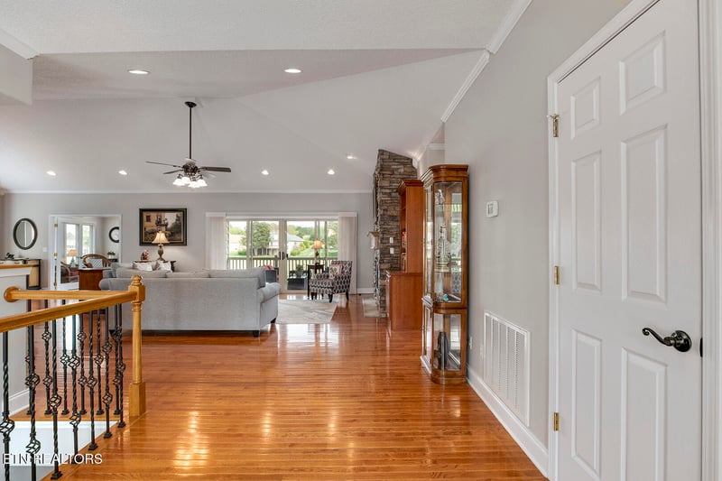 424 Wewoka Cir, Loudon, TN 37774