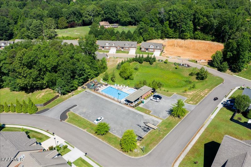 4249 Platinum Dr, Knoxville, TN 37938