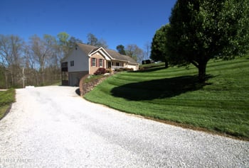 425 Oakleaf Cir, Knoxville, TN 37924