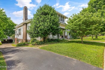 425 S Court St, Maryville, TN 37803