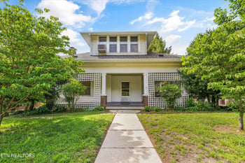 425 S Court St, Maryville, TN 37803