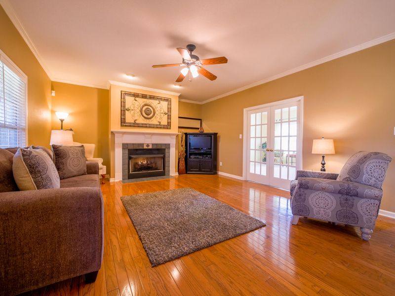 425 Sundown Rd, Knoxville, TN 37934