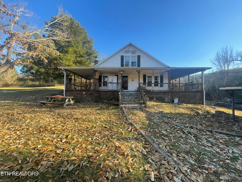 4251 Tn 131, Washburn, TN 37888