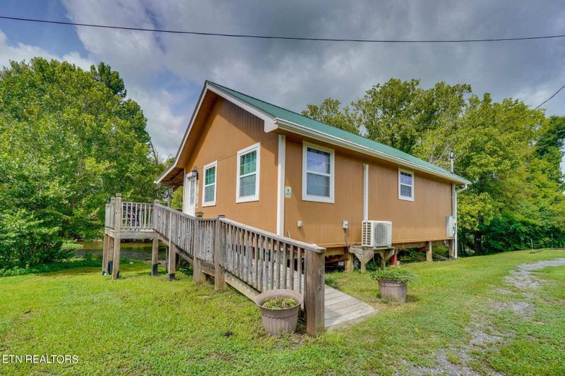4258 Old Walland Hwy, Walland, TN 37886
