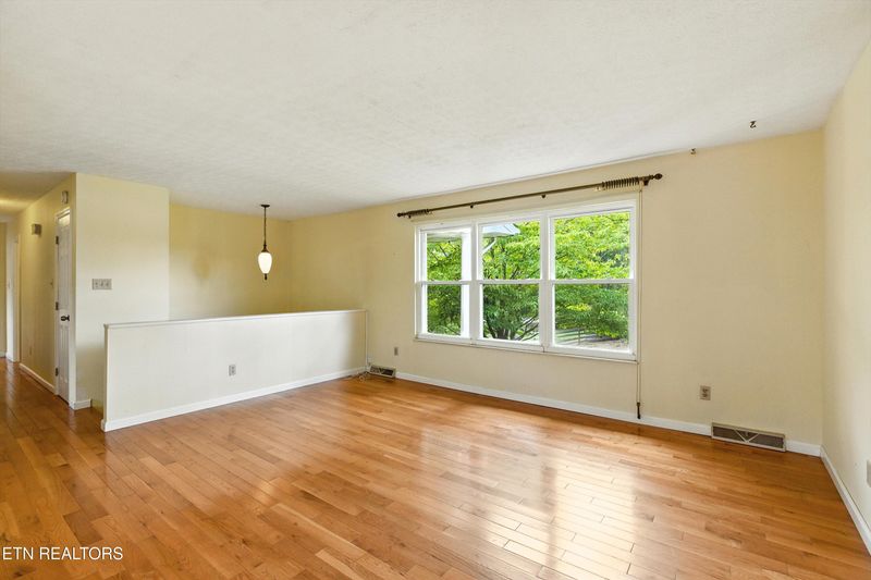 426 First St, Seymour, TN 37865
