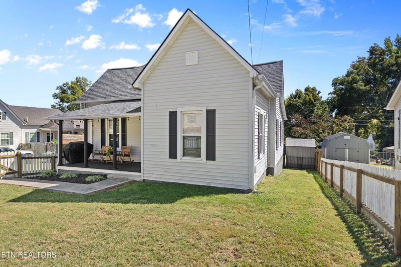 426 Hiawassee Ave, Knoxville, TN 37917