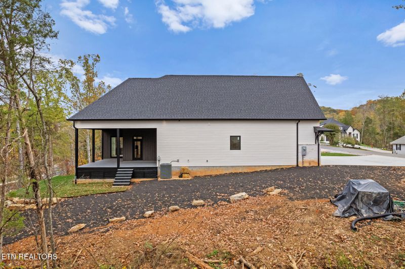 426 Igoti Ln, Loudon, TN 37774