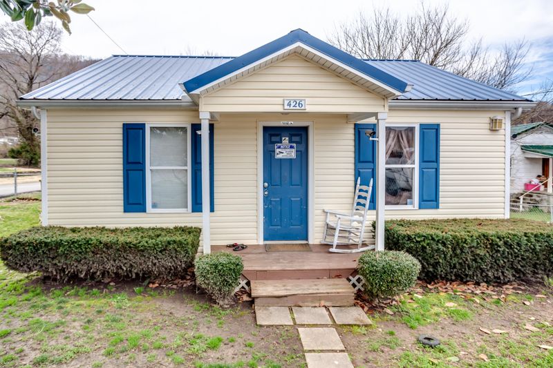426 Lawson St, Rocky Top, TN 37769