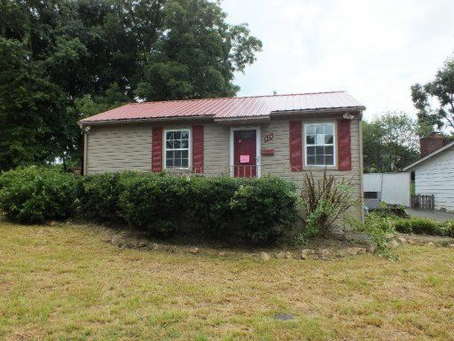 426 Main Rd, Maryville, TN 37804