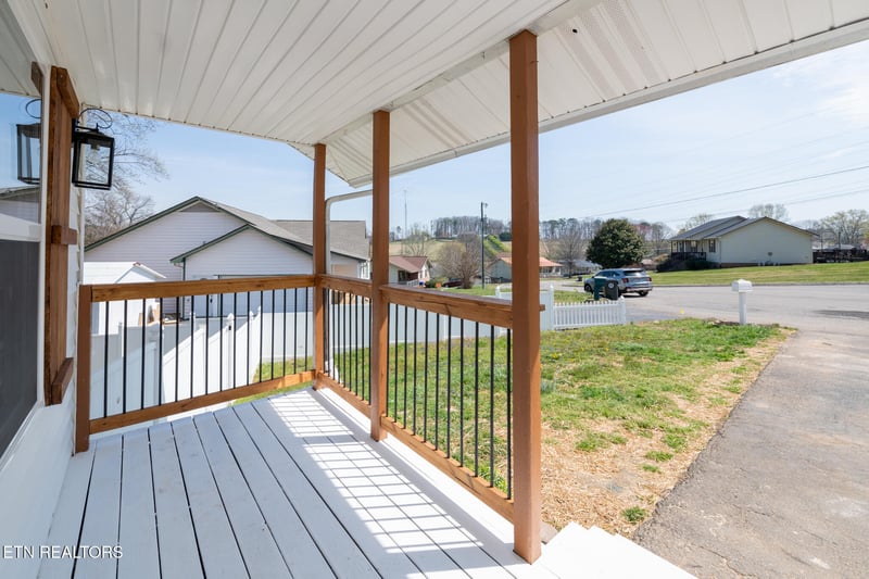 426 Willow Tree Ln, Morristown, TN 37814