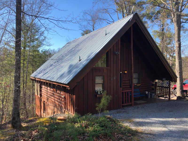 4261 Alpine Ridge Way, Sevierville, TN 37876