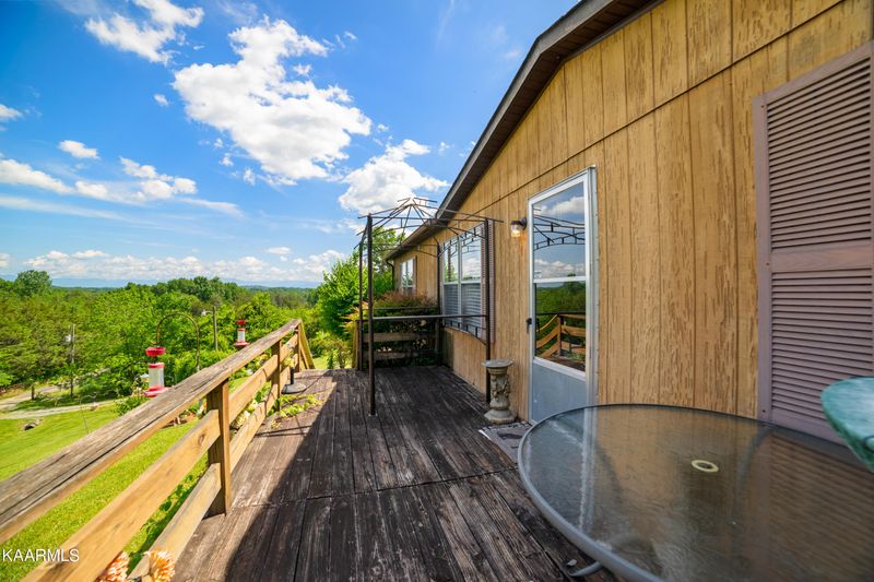 4266 Meadow Cir, Kodak, TN 37764
