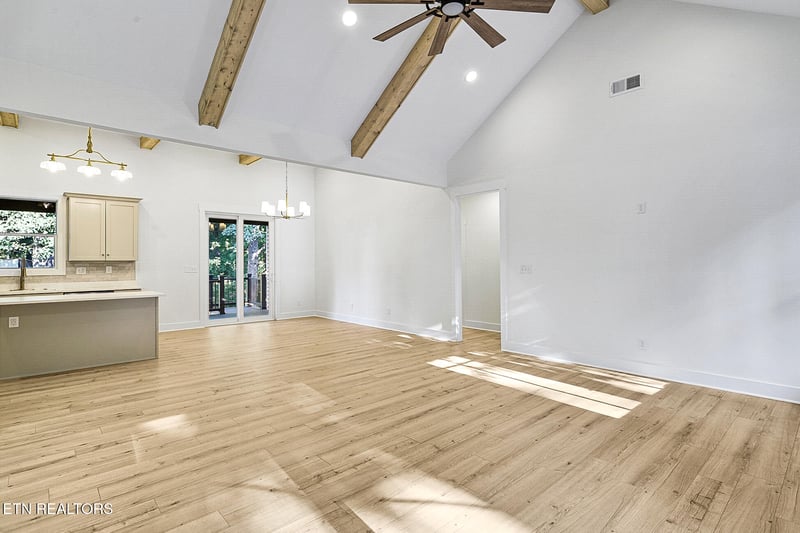4268 Lee Rd, Knoxville, TN 37921