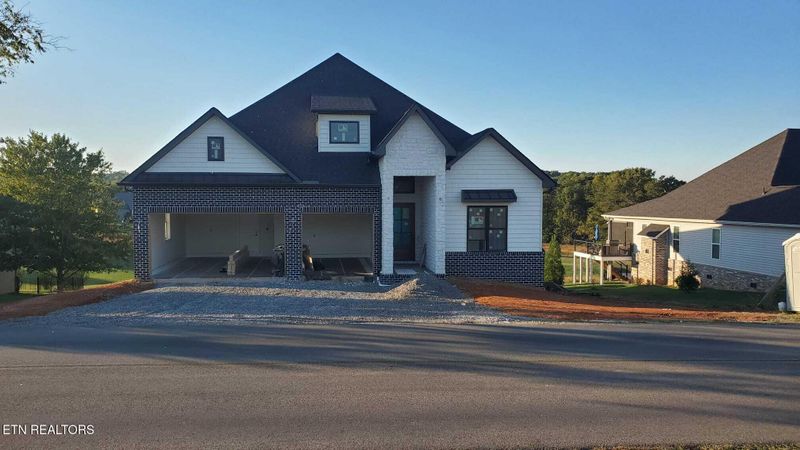 427 Kahite Tr, Vonore, TN 37885