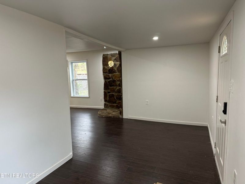 428 E Spring St, Oliver Springs, TN 37840