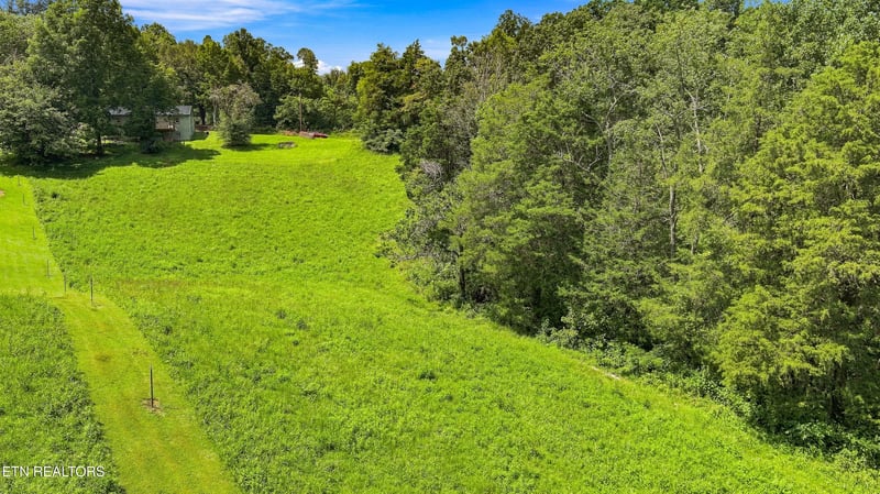 428 Green Welch Rd, Washburn, TN 37888