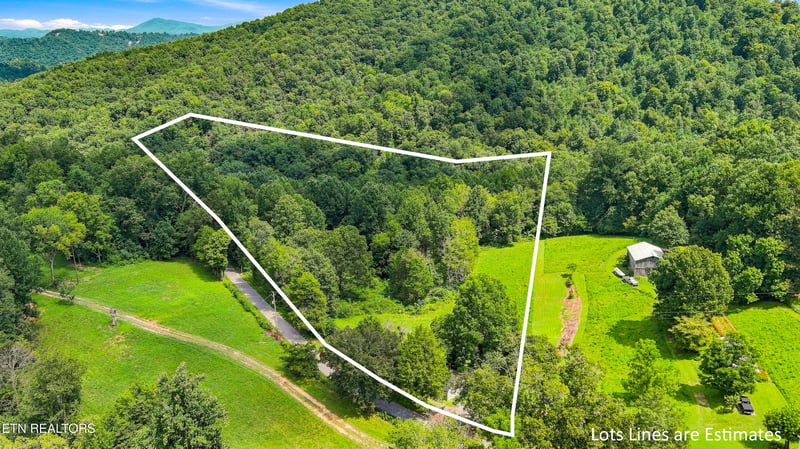 428 Green Welch Rd, Washburn, TN 37888