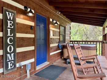 428 Hideaway Ridge Cir, Sevierville, TN 37862