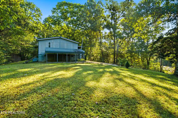 429 Allen Rd, Sevierville, TN 37876