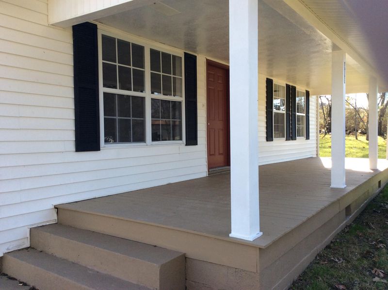 429 Dyllis Rd, Harriman, TN 37748