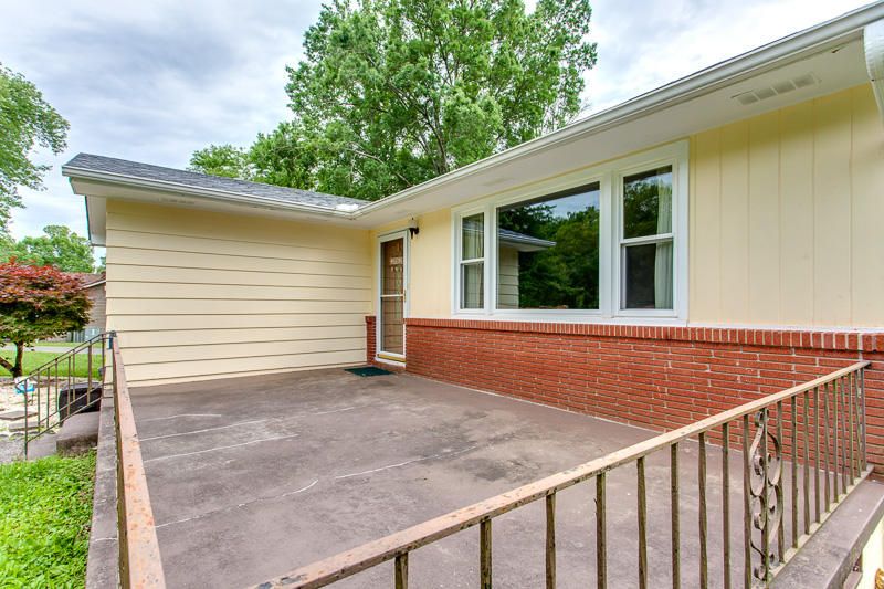 429 Oliver Dr, Oliver Springs, TN 37840