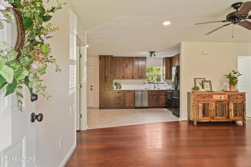429 Woodlawn Pike, Knoxville, TN 37920
