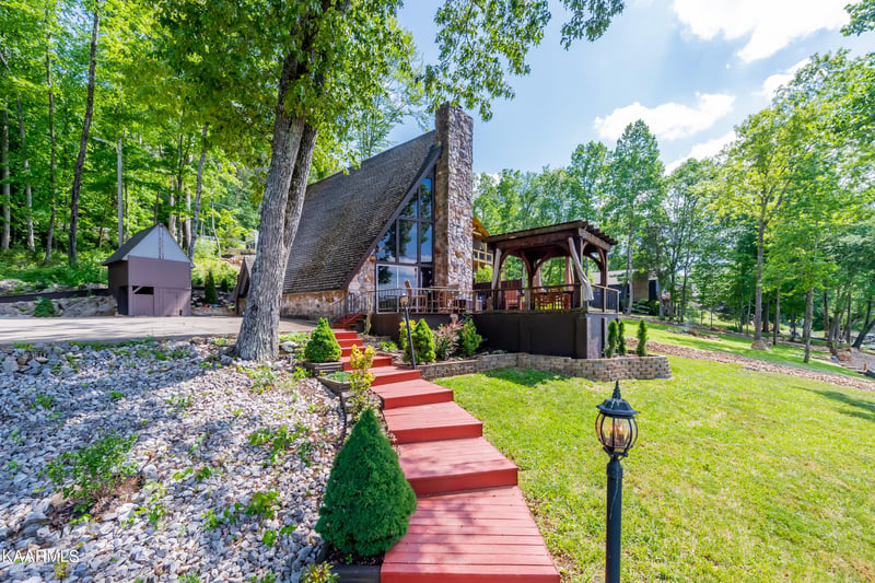 4292 River Rd, Ten Mile, TN 37880