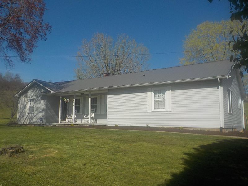 4295 New Corinth Rd, Blaine, TN 37709